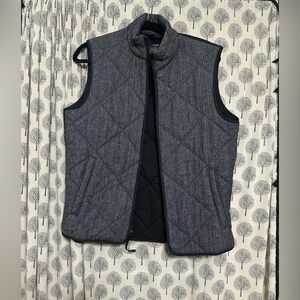 Women’s Authentic J Crew Outerwear wool vest black and white size small EUC